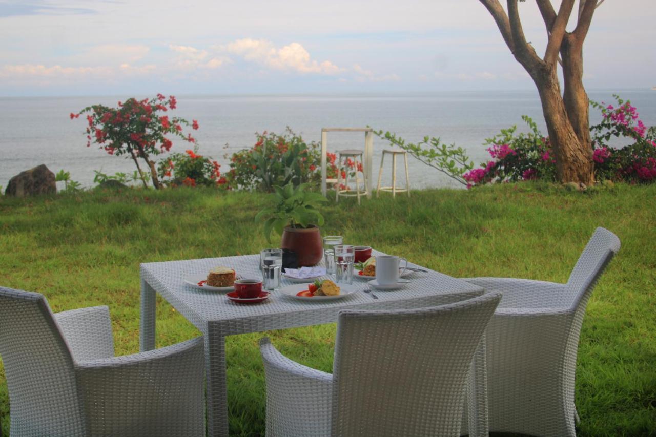Lombok Sunset Bay Resort Секотонг Экстерьер фото